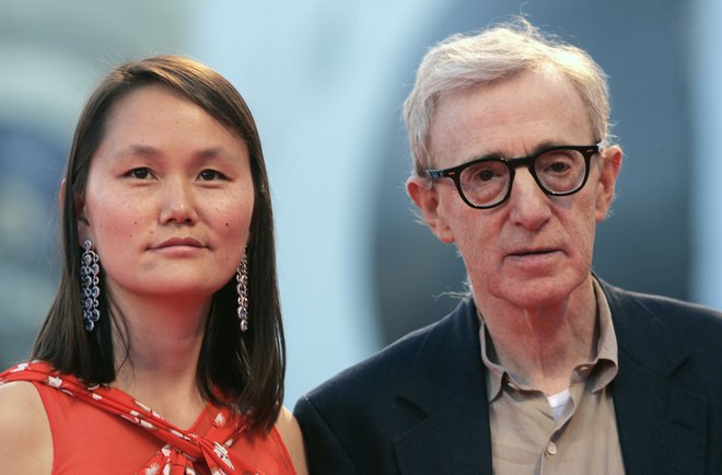 Soon-Yi in Woody Allen sta se poročila leta 1997 in sta še vedno skupaj. FOTO: Alessandro Bianchi/Reuters
