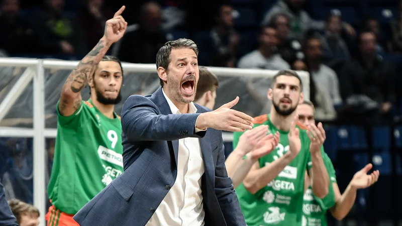 Fotografija: Olimpijn trener Jurica Golemac pospešeno sestavlja moštvo za novo sezono. FOTO: ABA