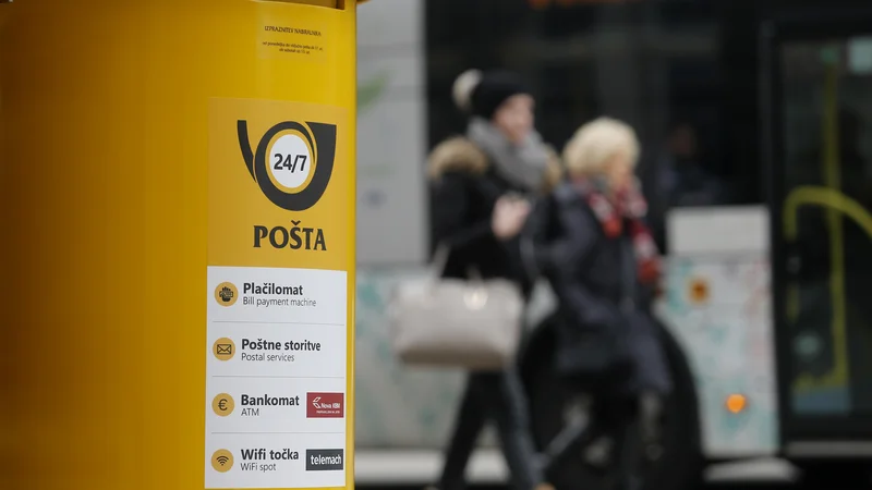 Fotografija: Skupina Pošta Slovenije je lani po še nedokončnih in nerevidiranih podatkih ustvarila 17,6 milijona evrov čistega dobička. FOTO: Blaž Samec/Delo