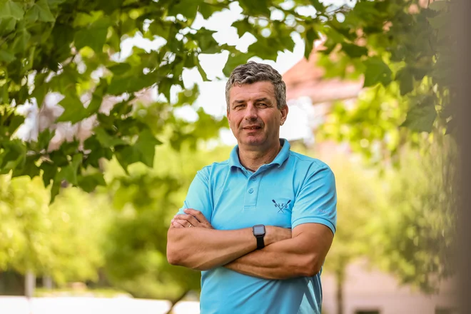 V športu ti stotinke enkrat dajo, drugič vzamejo, pravi Sadik Mujkić. FOTO: Črt Piksi
