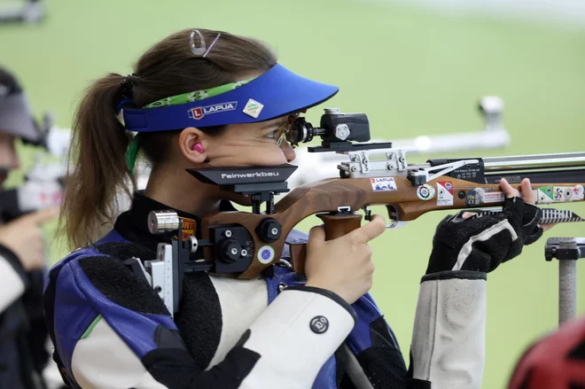 Živa Dvoršak si je tudi v Oranu, tako kot pred štirimi leti, pristreljala bron. FOTO: Aleš Fevžer/OKS
