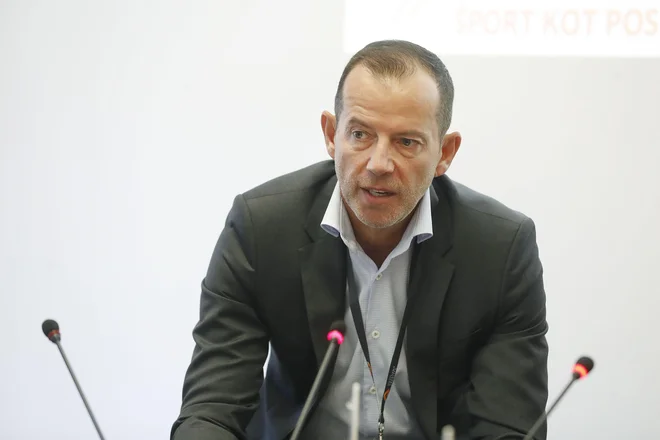 Enzo Smrekar je pomemben mož v svetovnem smučanju. FOTO: Leon Vidic
