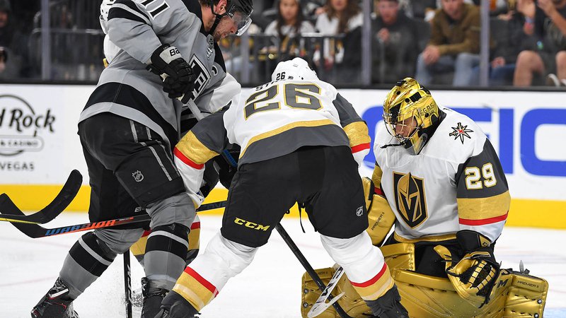 Fotografija: Uvodni tekmi sezone NHL bosta 7. in 8. oktobra v Pragi, Anže Kopitar pa bo z LA Kings prvo tekmo igral 11. oktobra, ko bo v Kaliforniji gostoval Las Vegas. FOTO: Stephen R. Sylvanie/Usa Today Sports
