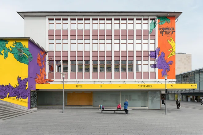 RuruHaus sta kot dnevno sobo Kassla zasnovala documenta 15 in ruangrupa. Je prostor raziskovanja umetniških strategij in kuratorskih procesov. FOTO: Nicolas Wefers
