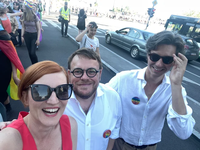 Mesec je napovedal, da se zakon že pripravlja. FOTO: Asta Vrečko/twitter
