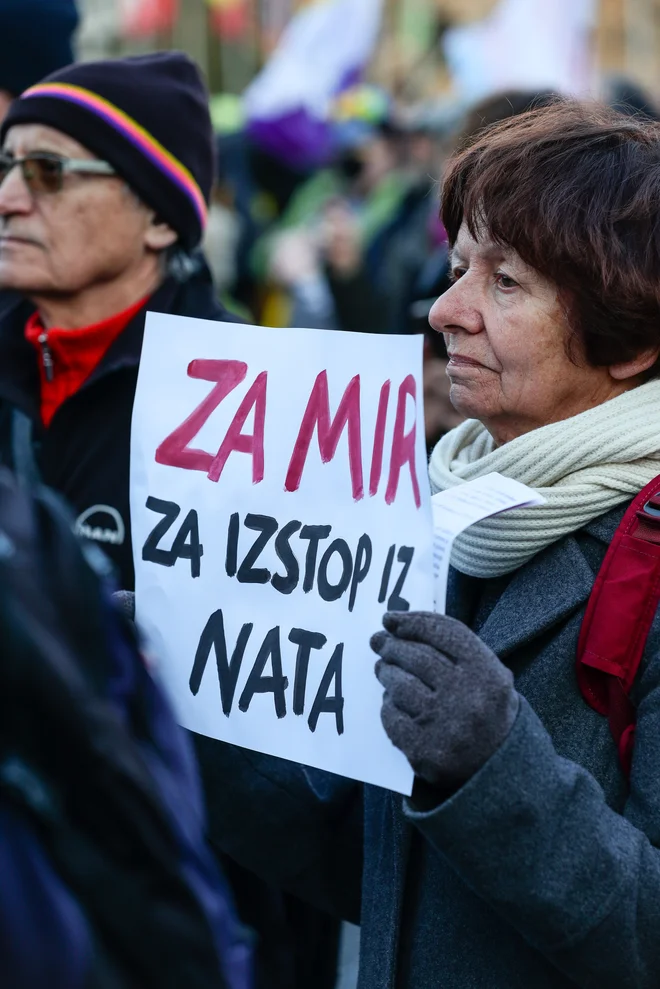 Upam si trditi, da smo razumni ljudje odločno proti takšni politiki, ko je govor o širitvi Nata, ki na dolgi rok ne prinaša varnosti ali stabilnosti ... FOTO ČRT PIKSI
