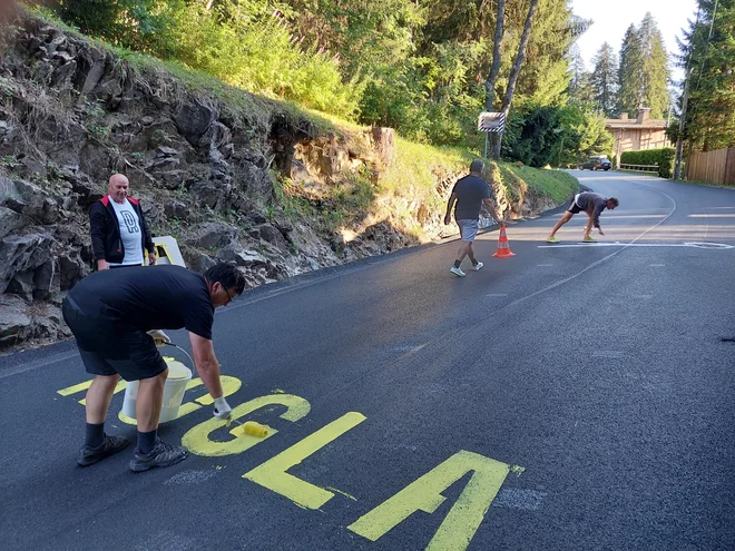 Oče kolesarja Primoža Rogliča dan pred gorsko&nbsp;etapo&nbsp;na Tour de France. FOTO:&nbsp;Miha Hočevar
