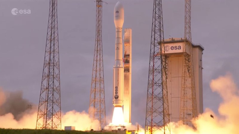 Fotografija: Vega-C je uspešno opravila s krstnim poletom. Evropa tako dobiva novo nosilno raketo. FOTO: Esa
