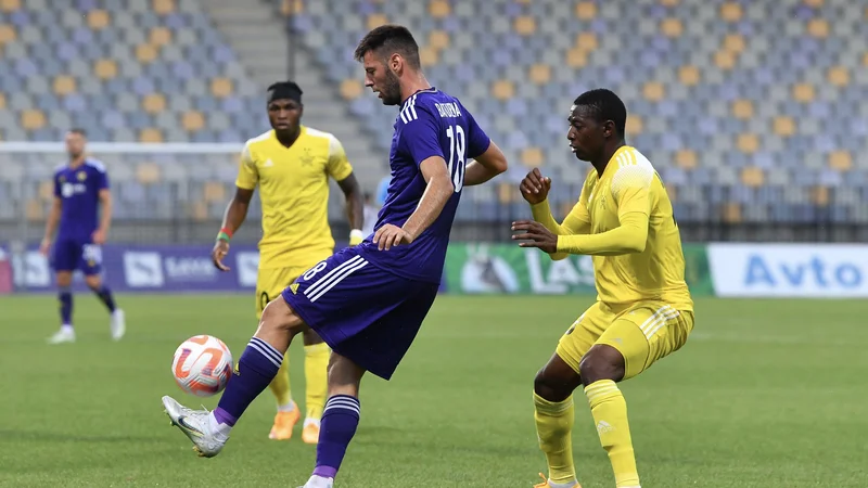 Roko Baturina, strelec obeh golov Maribora na štirih tekmah nove sezone, je bil proti branilcem Šerifa v sredo nemočen. Foto Marko Pigac/MP Produkcija