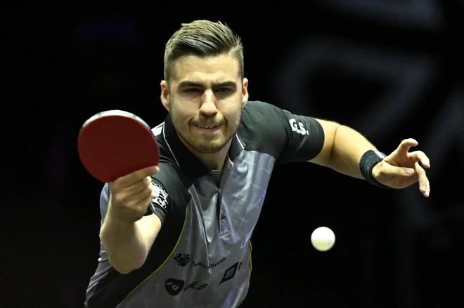 Darko Jorgić med četrtkovim&nbsp;dvobojem s Patrickom Franzisko.&nbsp;FOTO: Attila Kisbenedek/AFP
