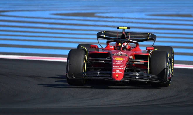 Carlos Sainz je bil najboljši na drugem treningu. FOTO: Sylvain Thomas/AFP
