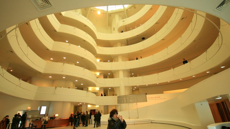 Fotografija: V muzeju Guggenheim so ustanovili svoj sindikat in ga poimenovali Boljši Guggenheim, sledijo jim številni ameriški muzeji in galerije. FOTO: promocijsko gradivo
