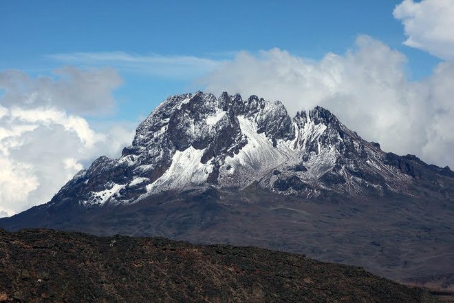 Pot na Kilimanjaro - belo goro.  FOTO: Janez Mihovec 
