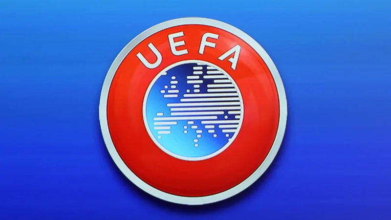 Fotografija: Uefa bo preiskala primer v Istanbulu. FOTO: Denis Balibouse/ Reuters