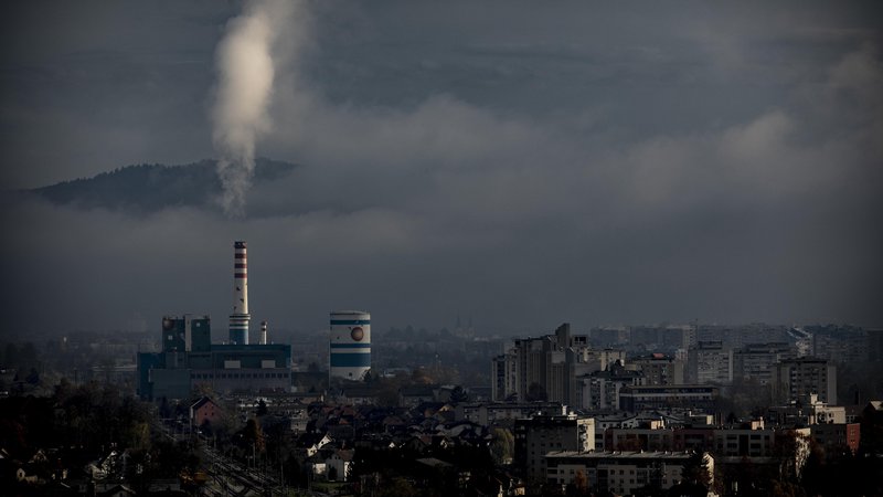 Fotografija: Nemčija je s svojo energetsko politiko vso Evropo pahnila v veliko odvisnost od ruskega plina, zdaj se je to dovolj hitro izkazalo za nespametno. FOTO: Voranc Vogel/Delo
