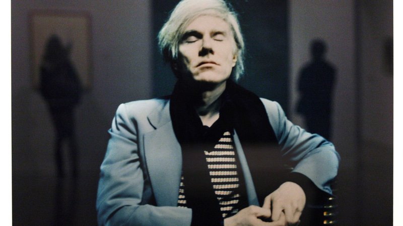 Fotografija: Portret Andyja Warhola, delo Timma Rauterta, na razstavi Warhol on Warhol v Madridu leta 2007 FOTO: Susana Vera/Reu­ters
