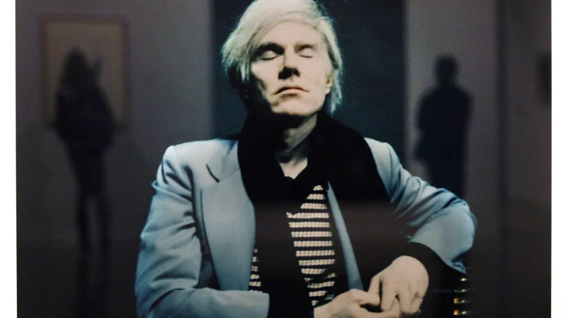 Fotografija: Portret Andyja Warhola, delo Timma Rauterta, na razstavi Warhol on Warhol v Madridu leta 2007 FOTO: Susana Vera/Reuters