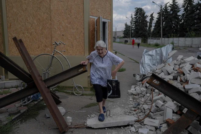 Ruske sile izvajajo ofenzivo v smeri Bahmuta in Avdijivke na območju Donecka. FOTO: Bulent Kilic/AFP
