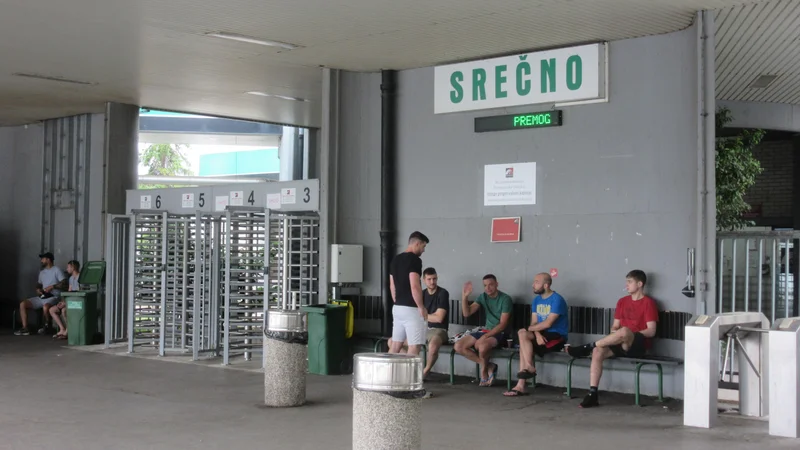 Fotografija: V Premogovniku Velenje pravijo, da lahko premog kopljejo tudi po letu 2033, a mora ta odločitev priti čim prej. FOTO: Špela Kuralt/Delo