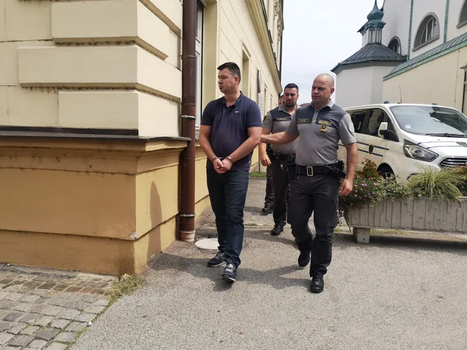 Po mnenju obrambe je Silvo Drevenšek dejanja storil v navalu jeze in besa, ki ga je povzročilo tudi ekscesno uživanje alkohola. FOTO: Oste Bakal