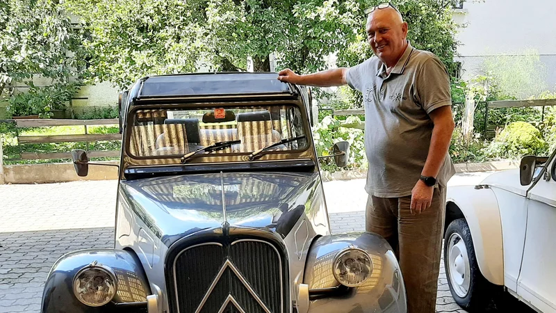 Fotografija: »V spačku se res gosposko pelješ, tudi zaradi zračnega vzmetenja, čeprav je sedež samo čez vzmeti napeto platno,« pravi Boris Belič. FOTO: Brane Maselj