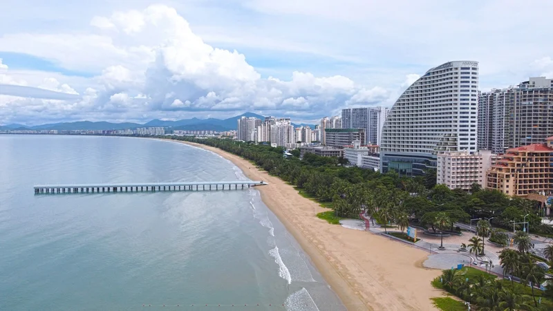 Fotografija: Zaradi virusa zaprto. Tako prazen je videti Hainan v zadnjih dneh. FOTO: Afp
