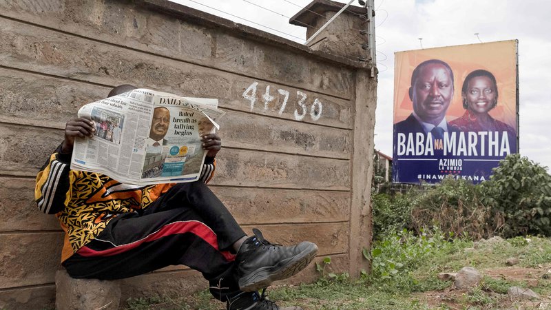 Fotografija: Kenija v napetosti pričakuje razglasitev prvih uradnih rezultatov predsedniških volitev. Foto Tony Karumba/AFP
