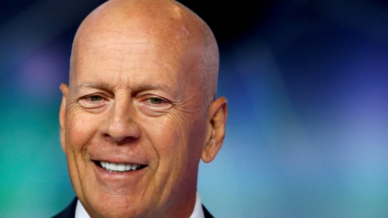 Fotografija: Na afazijo je opozoril igralec Bruce Willis. Njegova družina ni sporočila, kaj je bil pri njem vzrok bolezni. FOTO: Henry Nicholls/Reuters