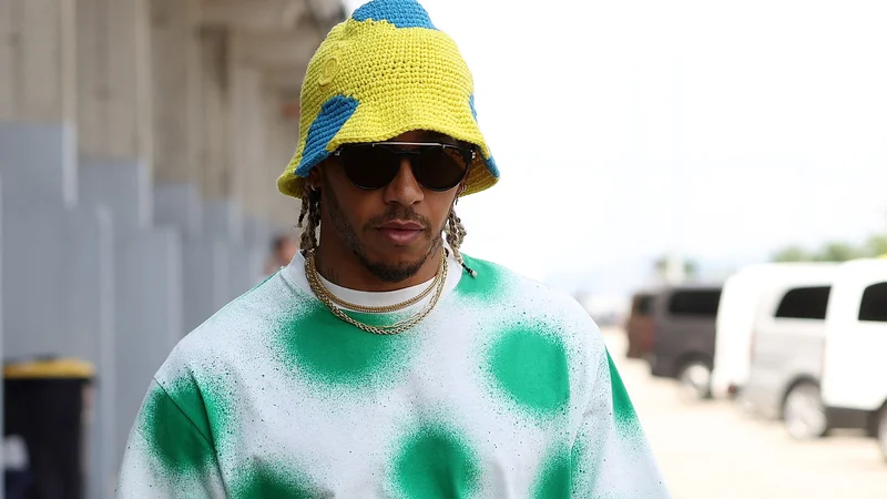 Fotografija: Lewis Hamilton uživa na oddihu v Afriki. FOTO: Bernadett Szabo/Reuters