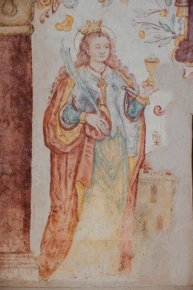 Novoodkrita freska svete Barbare. FOTO: arhiv župnije Šmarje pri Jelšah
