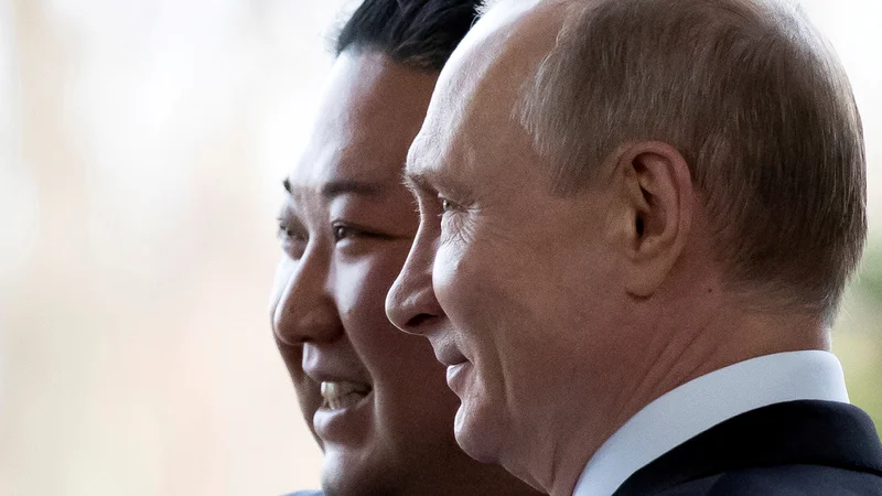 Fotografija: Tudi Kim Džong Un je prepričan, da se bo »tovariško prijateljstvo« med Rusijo in Severno Korejo le še krepilo. FOTO: Reuters