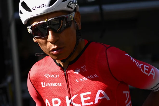 Nairo Quintana na junijski fotografiji pred treningom v Kogeju in začetkom dirke po Franciji. FOTO: Marco Bertorello/AFP
