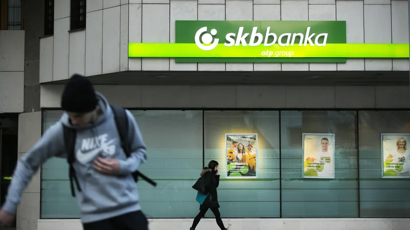 Fotografija: Okrevanje gospodarstva povečuje dobičke bank, tudi SKB. Foto: Jure Eržen/delo