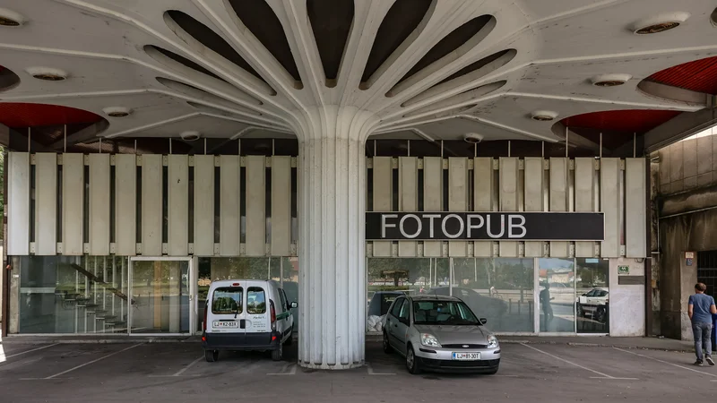 Fotografija: Med letoma 2019 in 2022 je Društvo Fotopub skupaj prejelo 77.651 evrov javnega denarja. FOTO: Črt Piksi
