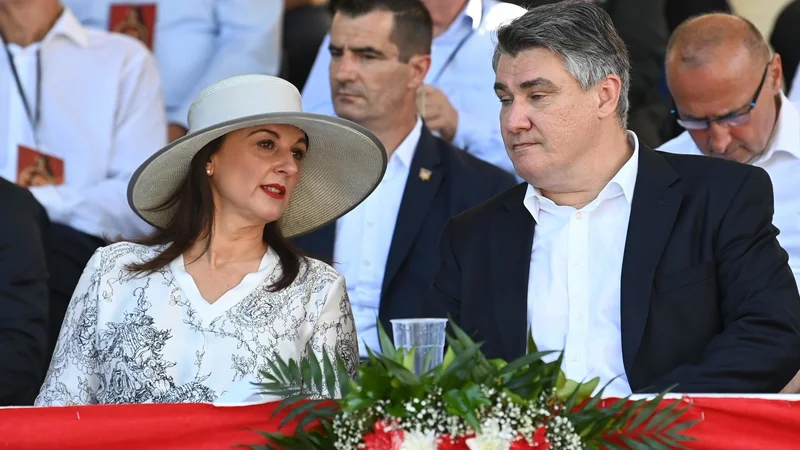 Fotografija: Vse se je začelo, ko je soproga hrvaškega predsednika Sanja Musić Milanović ravnateljici gimnazije poslala elektronsko sporočilo, v katerem se je pritoževala nad delom učiteljice matematike.FOTO: Tom Dubravec Cropix