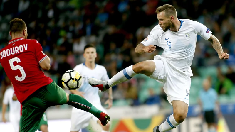 Fotografija: Tima Matavža čaka zanimivo gostovanje v Manchestru. FOTO: Roman Šipić/Delo