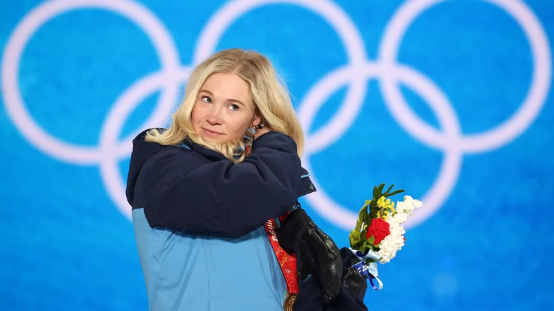 Fotografija: Jonna Sundling si je februarja letos v Pekingu pritekla naslov olimpijske prvakinje v šprintu. FOTO: Kim Hong-ji/Reuters