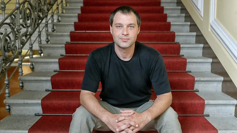 Fotografija: Odgovor za prihodnost stranke je po prepričanju Mihe Kordiša preprost, Levico nazaj na levo. FOTO: Blaž Samec/Delo