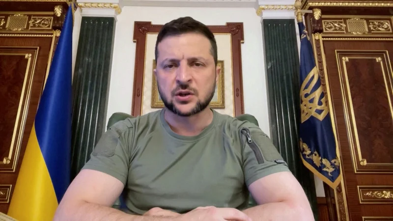 Fotografija: »Okupatorji se morajo zavedati, da jih bomo preganjali vse do meje,« je izjavil ukrajinski predsednik Volodimir Zelenski. FOTO: Reuters