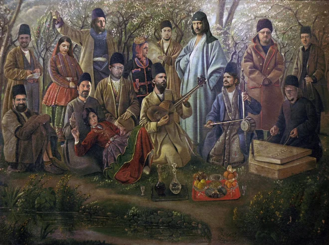 Zakaj Iran? Zakaj Alamut? Laibach: »Prvič zato, ker zgodba Alamuta izvira iz Perzije; drugič zato, ker je Iran starodavna civilizacija, kjer so glasba, poezija, politika in filozofija vedno imele velik pomen; in tretjič zato, ker verjamemo, da je treba kulturne in politične razlike v teh zapletenih časih kljub vsemu premagati z globoko odprtim sodelovanjem. FOTO: Laibach