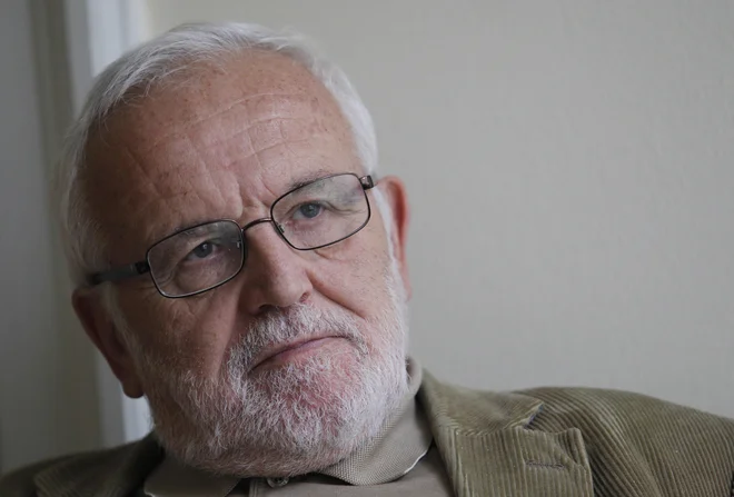 Učil se je od nobelovca Kleina. Ta se je učil od nobelovca Samuelsona. Profesorju Kleinu je kot rektor izročil častni doktorat ljubljanske univerze. FOTO: Tomi Lombar
