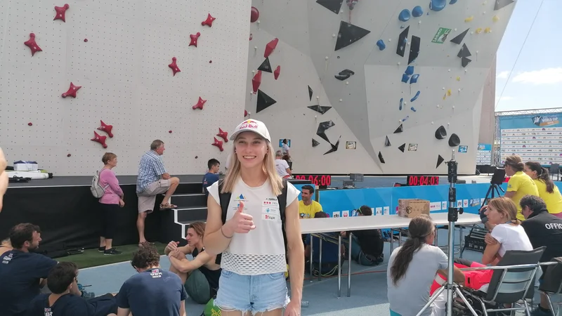 Fotografija: Janja Garmbret je zvezda svetovnega pokala v športnem plezanju, ki se ta konec tedna odvija v Kopru. FOTO: Nataša Čepar/Delo