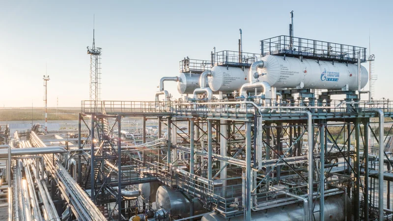 Fotografija: Ambicija skupine G7 je, da bi zmanjšali ruske naftne zaslužke. FOTO: Gazprom Neft/Reuters