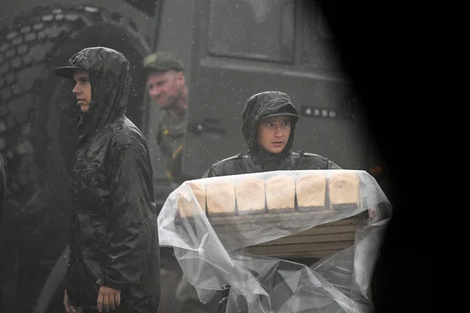Na vojaških vajah je več kot 50.000 vojakov. FOTO: Kirill Kudrjavcev/AFP
