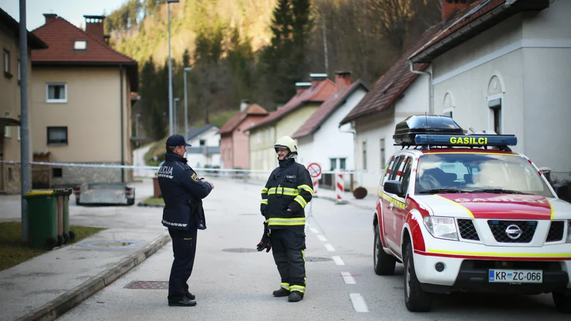 Fotografija: Območje je bilo zaradi intervencije zaprto. Fotografija je simbolična. FOTO: Eržen Jure/Delo