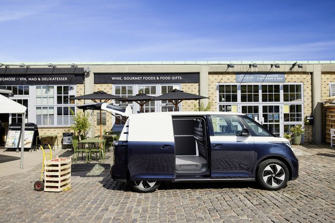 V različici cargo je na voljo 3900 litrov prostora, povedano drugače – za dve evropaleti. FOTO: Volkswagen
