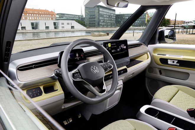 Nekateri materiali v notranjosti bi lahko bili bolj kakovostni. FOTO: Volkswagen
