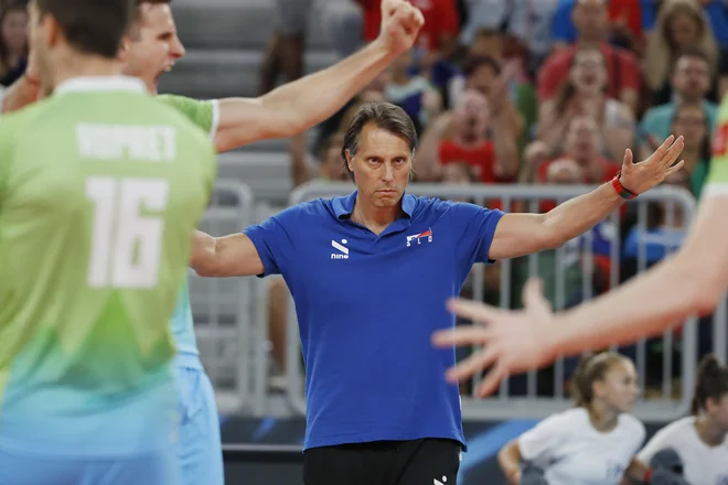 Selektor slovenskih odbojkarjev Gheorghe Cretu je mož s karizmo. FOTO: Leon Vidic/Delo

