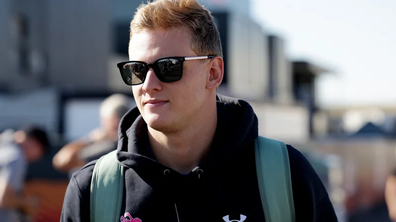 Fotografija: Mick Schumacher je letos točke vpisal samo enkrat. FOTO: Piroschka Van De Wouw/Reuters