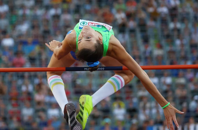 Lia Apostolovski je preskočila 191 centimetrov. FOTO: Kai Pfaffenbach/Reuters
